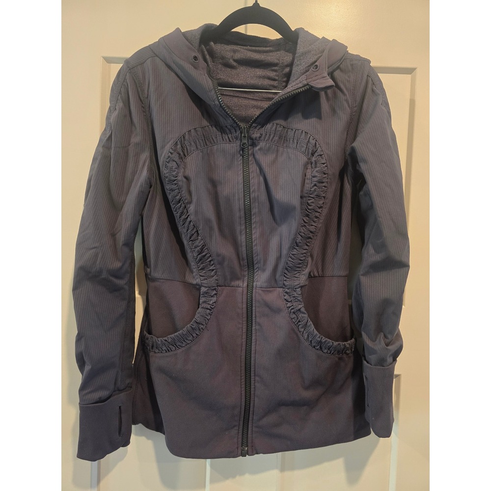 Lululemon Reversible Full Zip Dance Studio Jacket Gray Ruffle sz 6/8
